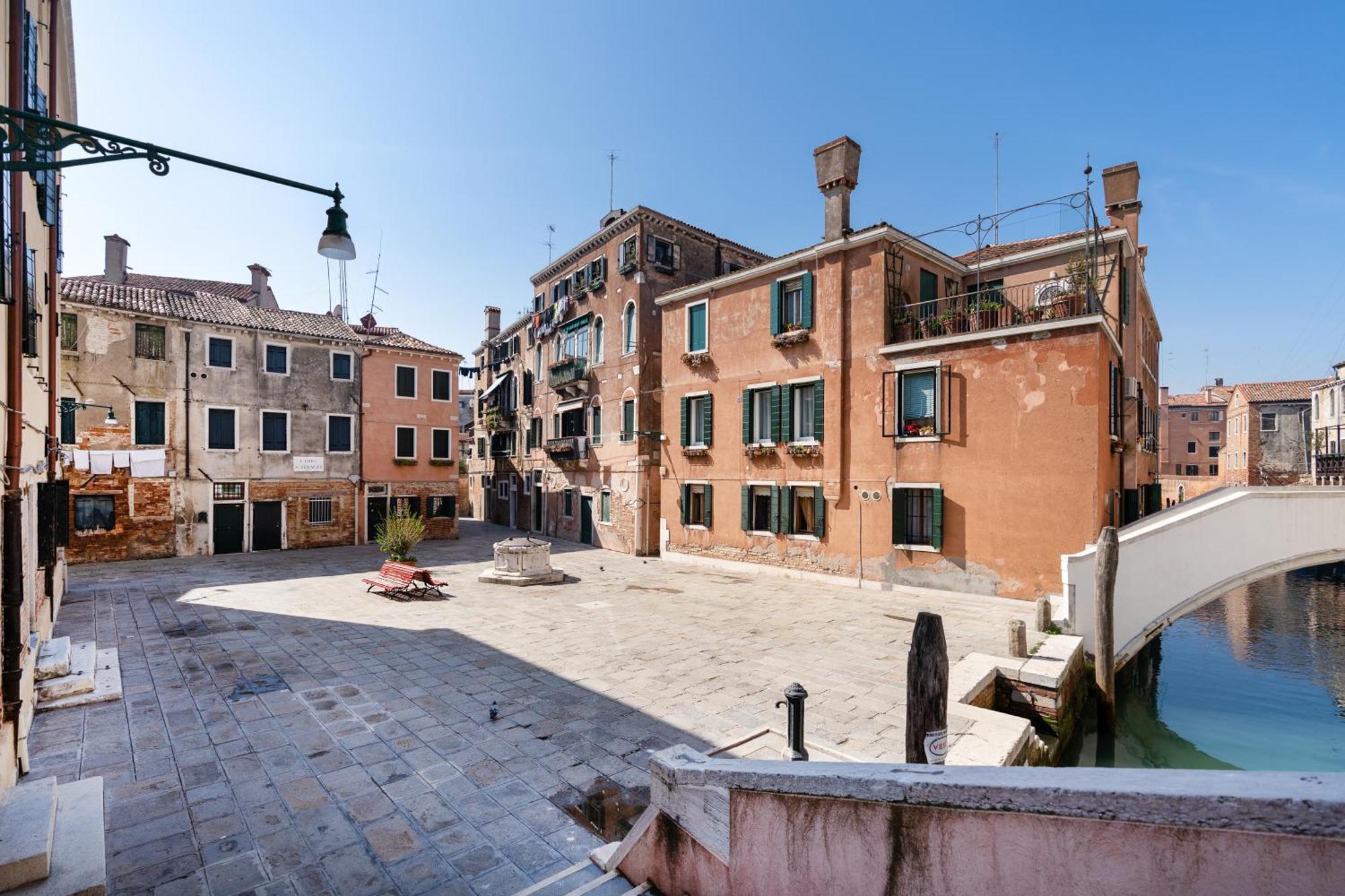 Elegante E Luminoso, Spazio Esterno Privato Veneza Exterior foto